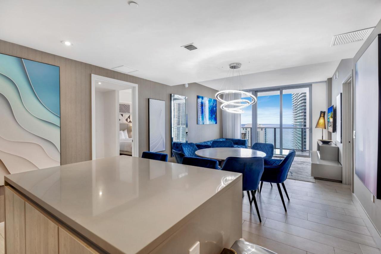 הוליווד Hyde House - Luxury Waterfront 2Br 2Ba Apartment Suite With Direct Ocean View, Roof Top Pool, Resort Amenities מראה חיצוני תמונה