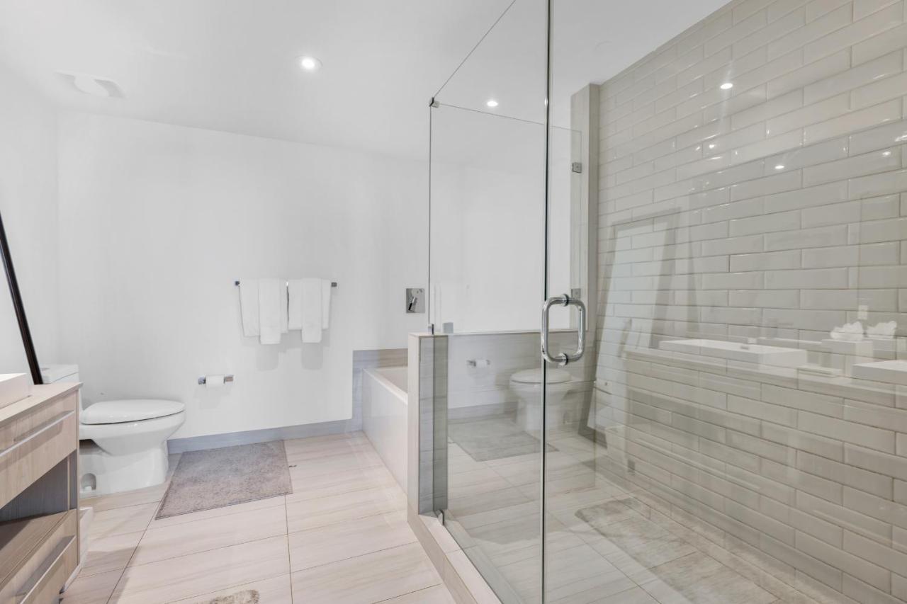הוליווד Hyde House - Luxury Waterfront 2Br 2Ba Apartment Suite With Direct Ocean View, Roof Top Pool, Resort Amenities מראה חיצוני תמונה