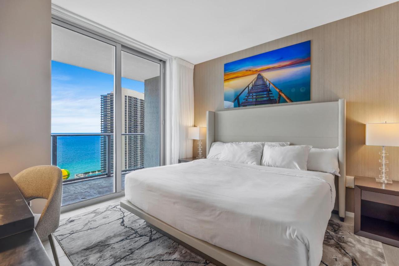 הוליווד Hyde House - Luxury Waterfront 2Br 2Ba Apartment Suite With Direct Ocean View, Roof Top Pool, Resort Amenities מראה חיצוני תמונה