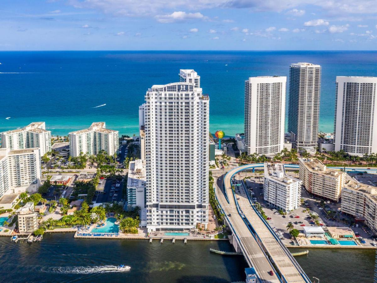 הוליווד Hyde House - Luxury Waterfront 2Br 2Ba Apartment Suite With Direct Ocean View, Roof Top Pool, Resort Amenities מראה חיצוני תמונה