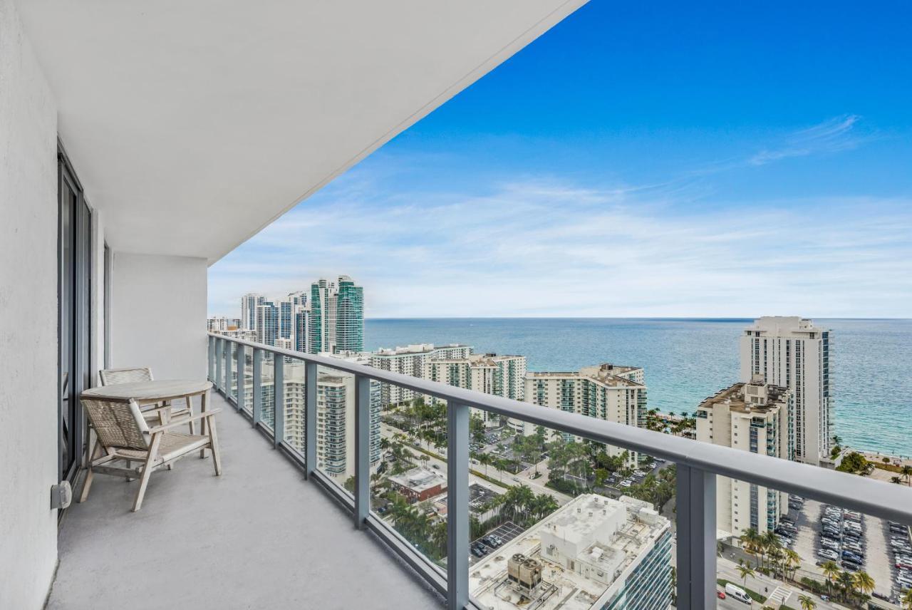 הוליווד Hyde House - Luxury Waterfront 2Br 2Ba Apartment Suite With Direct Ocean View, Roof Top Pool, Resort Amenities מראה חיצוני תמונה