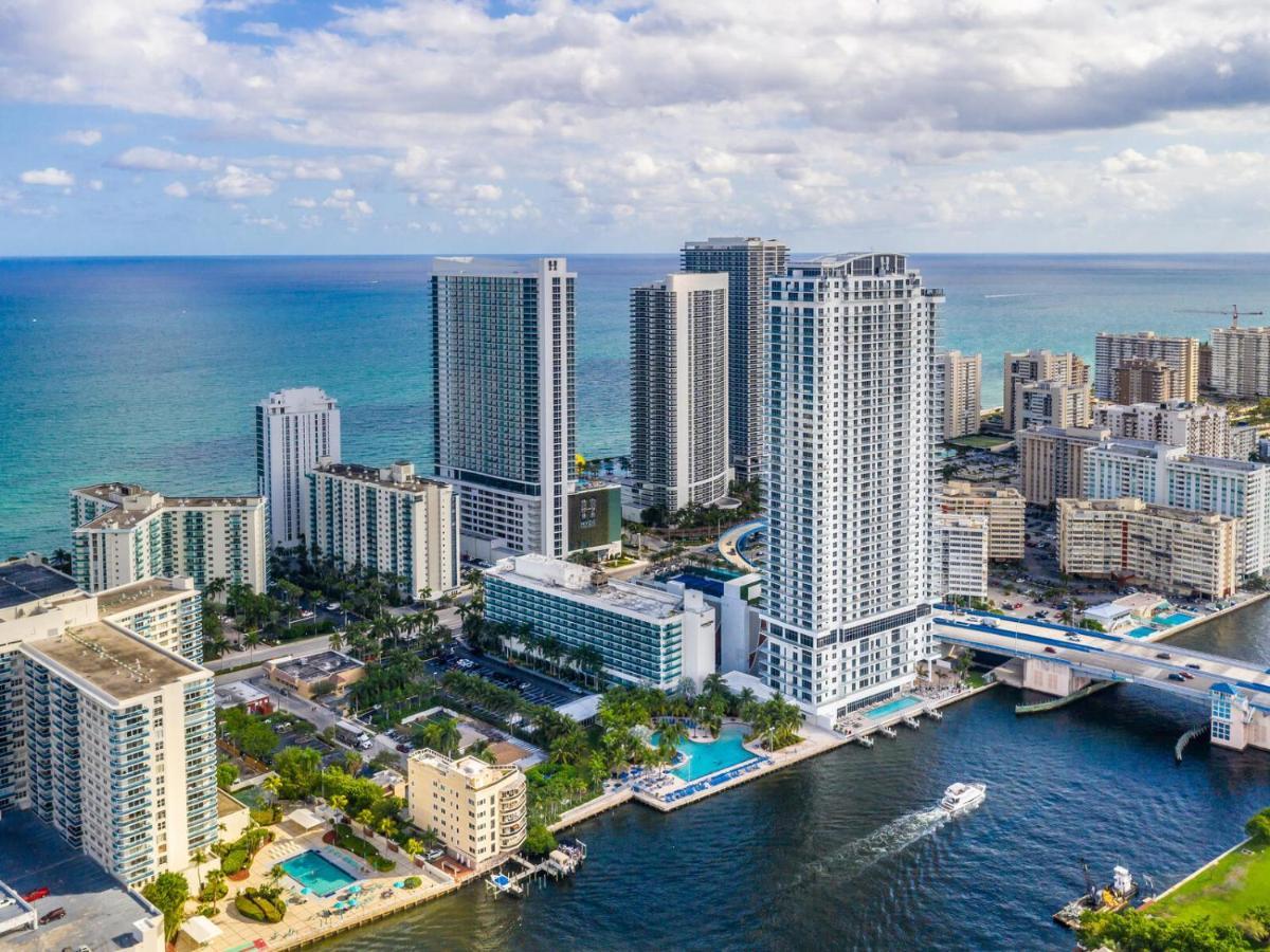 הוליווד Hyde House - Luxury Waterfront 2Br 2Ba Apartment Suite With Direct Ocean View, Roof Top Pool, Resort Amenities מראה חיצוני תמונה