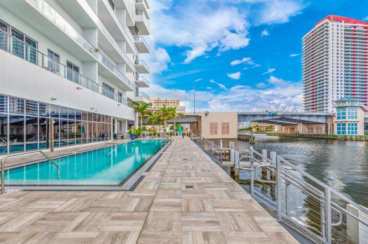 הוליווד Hyde House - Luxury Waterfront 2Br 2Ba Apartment Suite With Direct Ocean View, Roof Top Pool, Resort Amenities מראה חיצוני תמונה