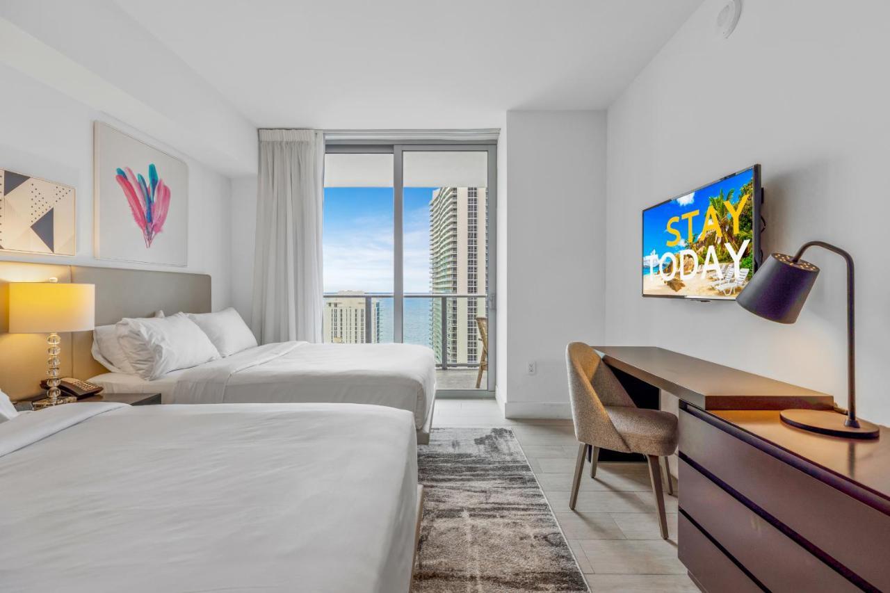 הוליווד Hyde House - Luxury Waterfront 2Br 2Ba Apartment Suite With Direct Ocean View, Roof Top Pool, Resort Amenities מראה חיצוני תמונה